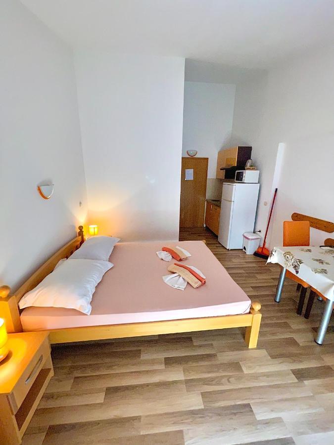 Apartments Anita And Zoran Stanici Extérieur photo
