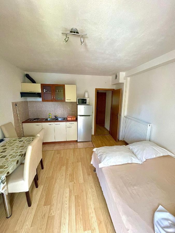Apartments Anita And Zoran Stanici Extérieur photo